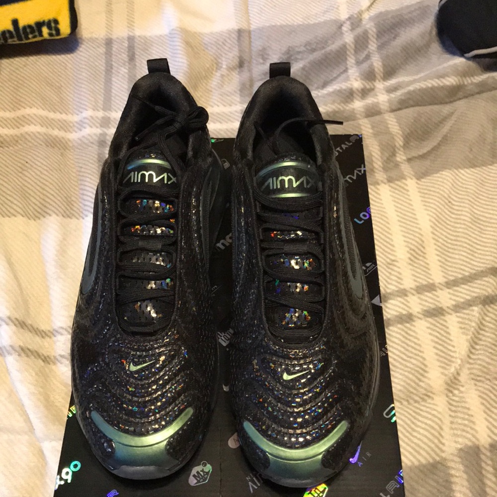 Men’s shoes